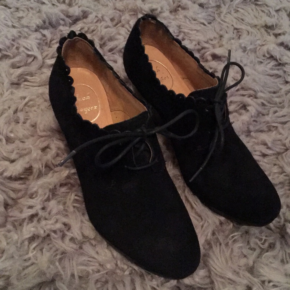 Jack Rogers Black Suede Scallop Booties